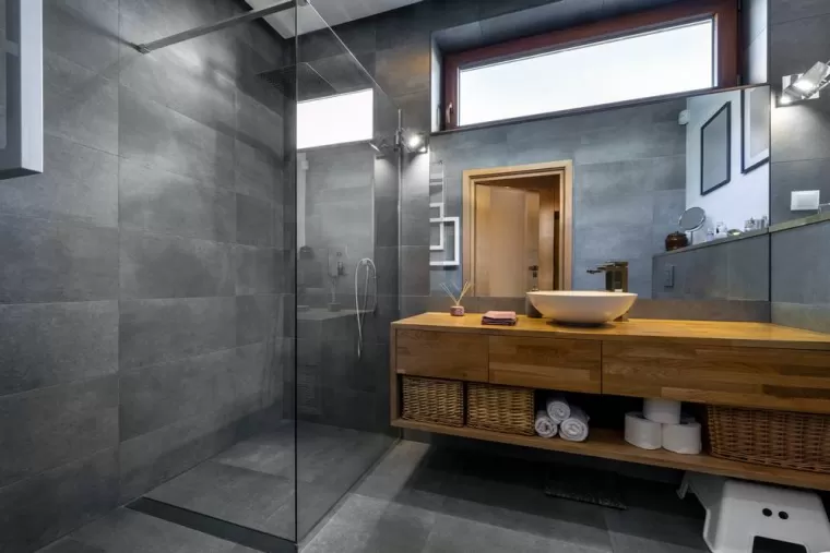 Douche italienne moderne, Pierrelatte, Energie Dep